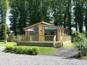 Squirrel Lodge